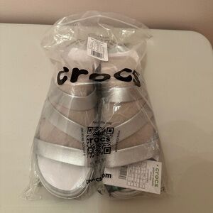 CROCS Women’s Getaway Strappy Sandals - Metallic Silver